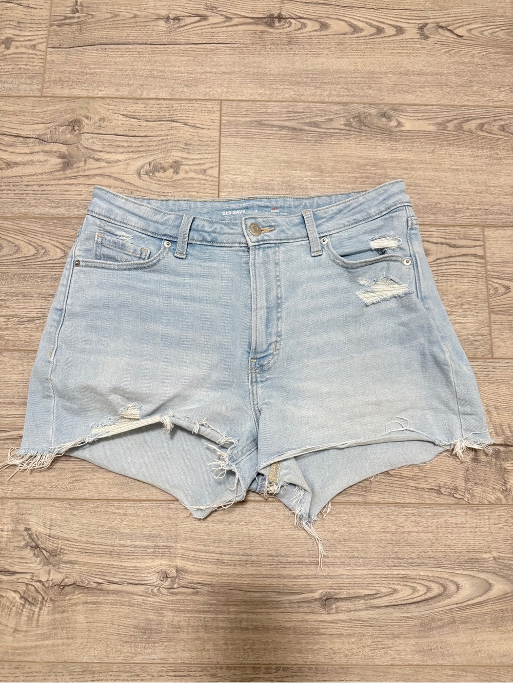 Old Navy Curvy Fit Distressed Denim Cutoff Shorts